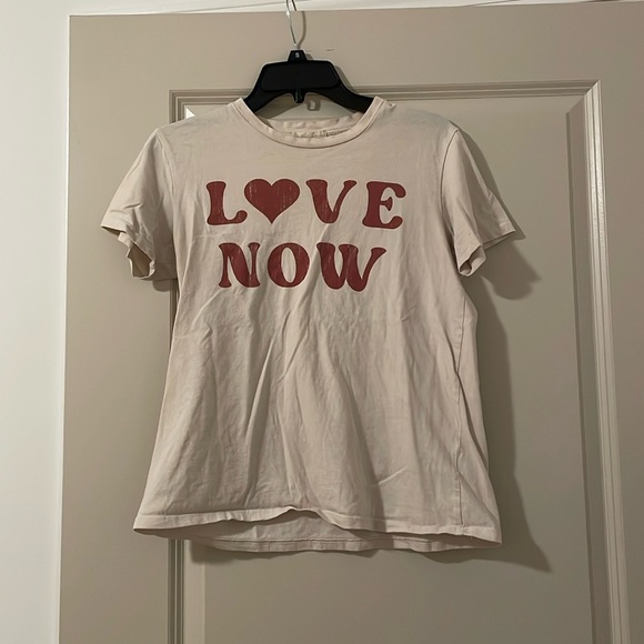 Love Now Graphic Tee Size small - Picture 1 of 3